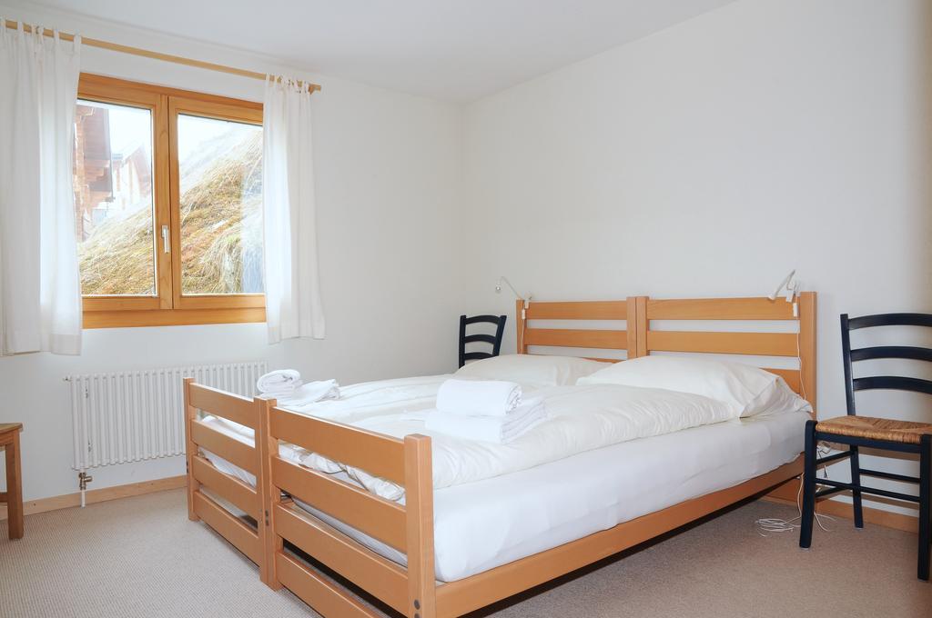 Ambiente Bettmeralp | A10 Apartamento Quarto foto