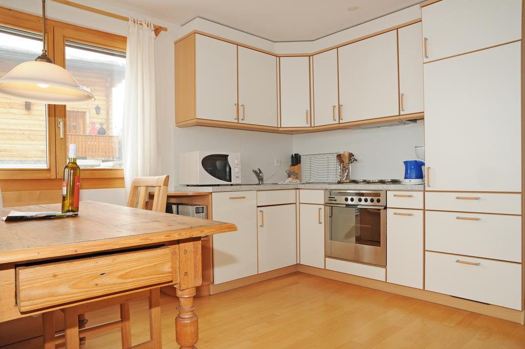Ambiente Bettmeralp | A10 Apartamento Quarto foto